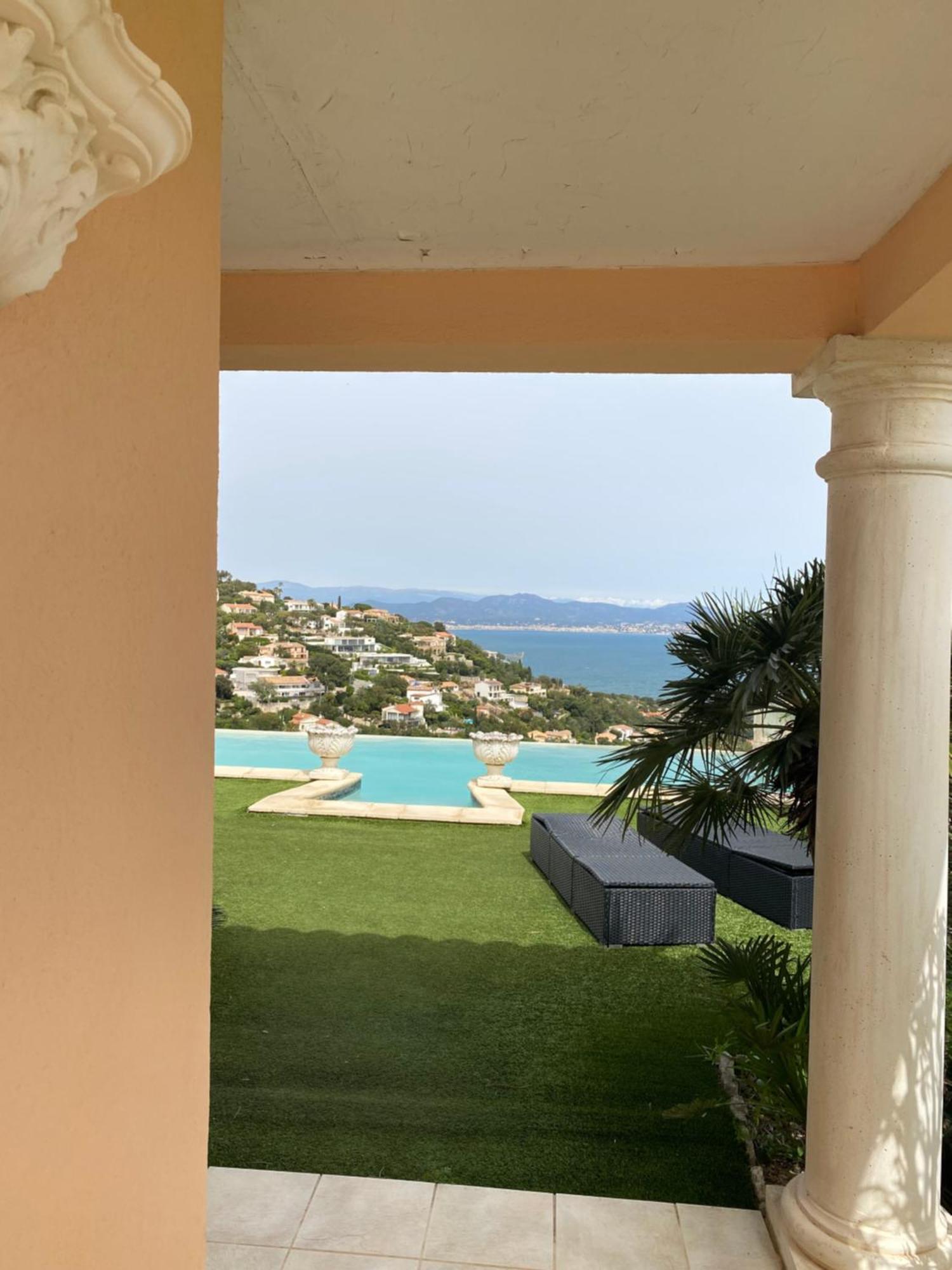 Villa Goonie Les Issambres Bagian luar foto